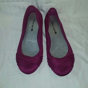NWOT American Eagle Magenta Embellished Flats